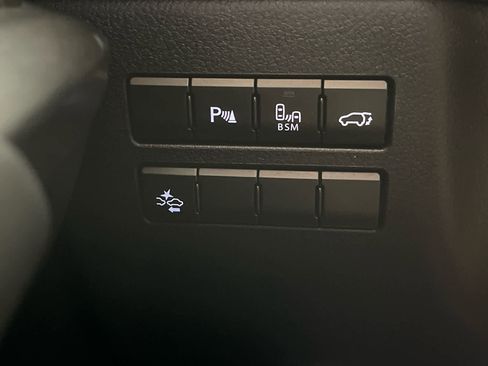 Used 2016 Lexus NX 200t FWD image 40