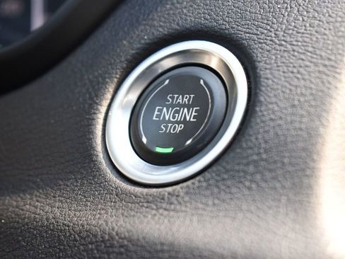 Used 2020 Cadillac XT4 Premium Luxury image 21