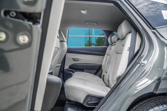New 2026 Hyundai Tucson SEL Plus FWD image 17