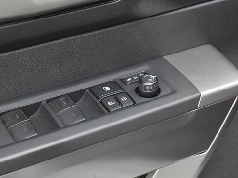 Used 2022 Toyota Tundra SR5 image 10