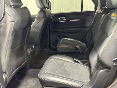 Used 2026 Ford Explorer Tremor w/ Tremor Convenience Package AWD/4WD image 15