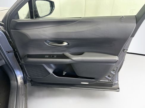 Used 2021 Lexus UX 250h AWD/4WD image 30