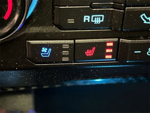 Used 2018 Ford F150 Raptor w/ Equipment Group 802A Luxury image 27