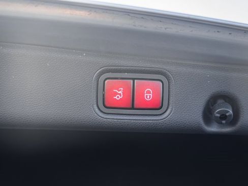 Certified 2022 Mercedes-Benz E 53 AMG 4MATIC Sedan image 11