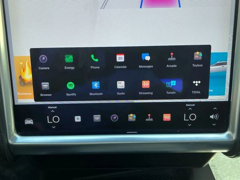 Used 2020 Tesla Model S Long Range image 26