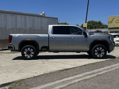 New 2026 GMC Sierra 3500 Denali AWD/4WD image 37