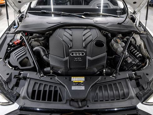 Used 2022 Audi A8 L 3.0T w/ Luxury Package image 62