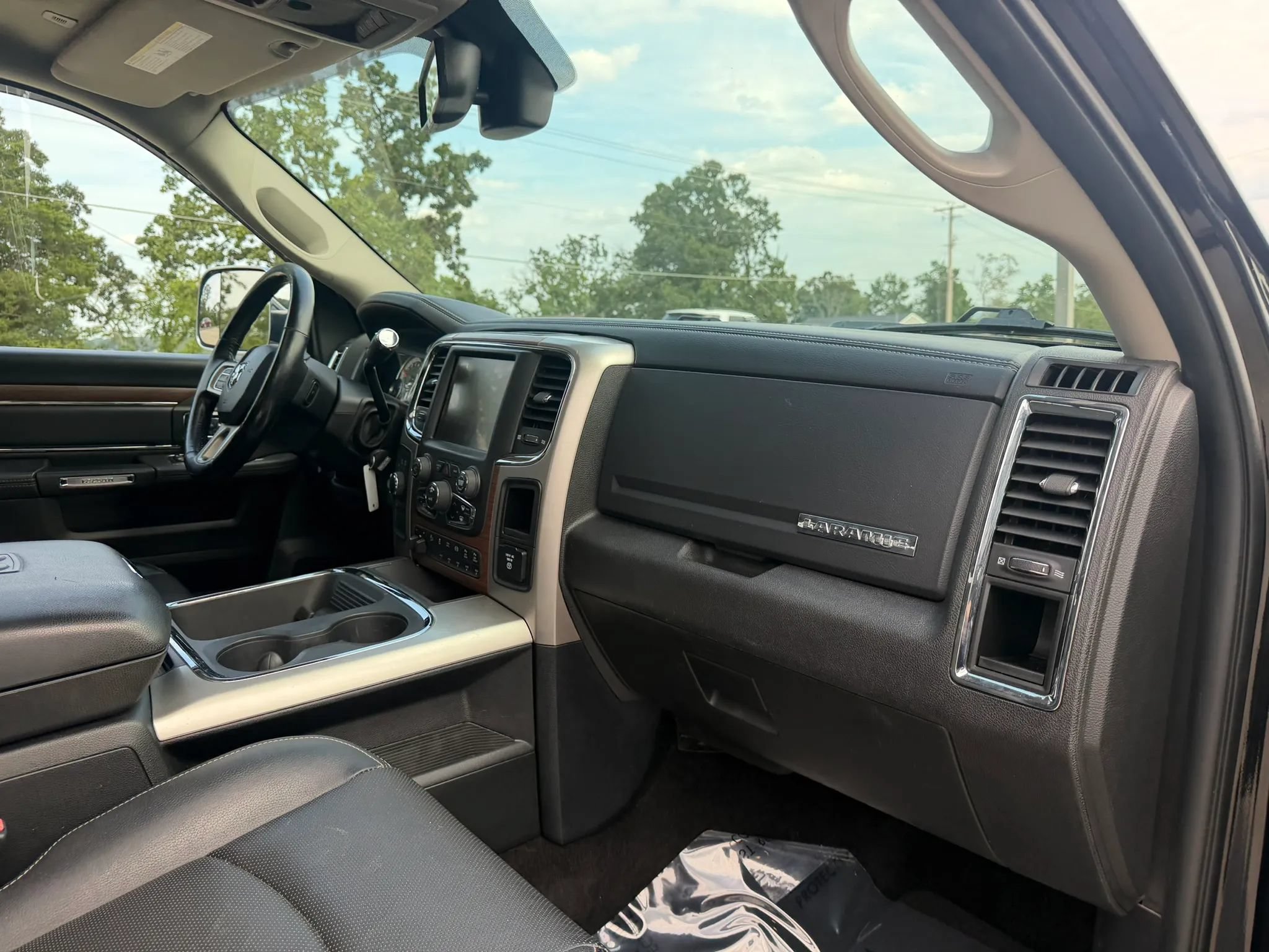 Used 2017 RAM 2500 Laramie w/ Snow Chief Group AWD/4WD image 55