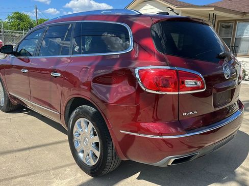 Used 2017 Buick Enclave Premium image 3