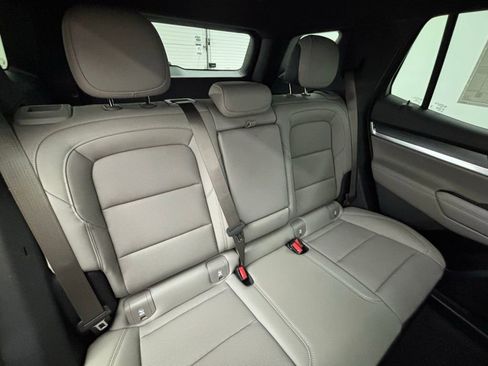 New 2026 GMC Terrain Elevation w/ Elevation Premium Package image 38