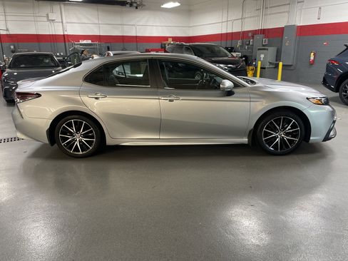 Certified 2024 Toyota Camry SE image 11