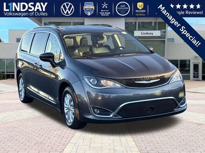 Used 2018 Chrysler Pacifica Touring-L Plus w/ Advanced Safetytec Group