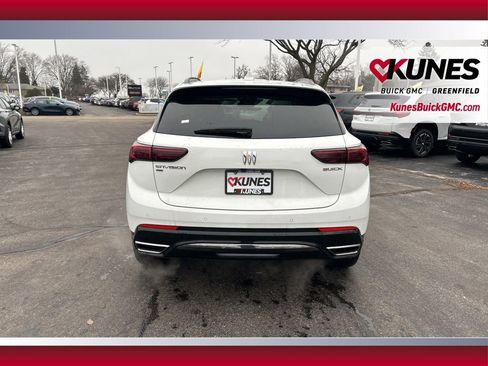 Used 2024 Buick Envision Sport Touring image 6