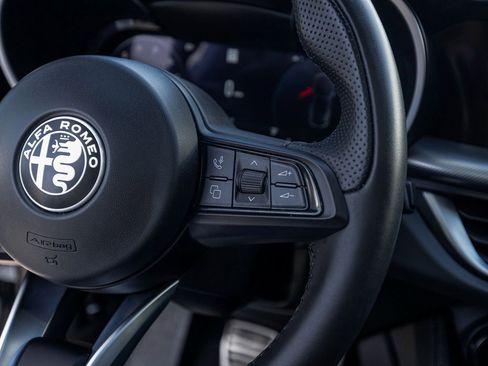 Used 2024 Alfa Romeo Stelvio Ti w/ Active Assist Plus Package image 22