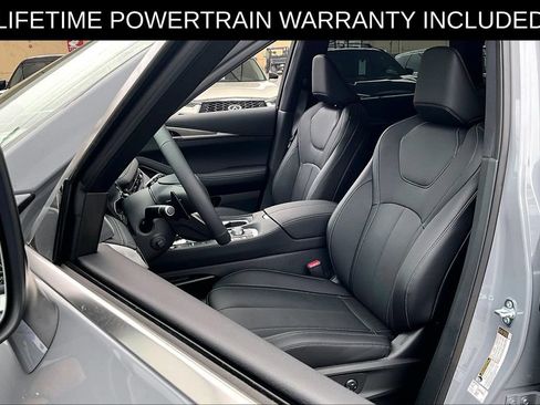 Certified 2026 INFINITI QX60 Luxe FWD image 11