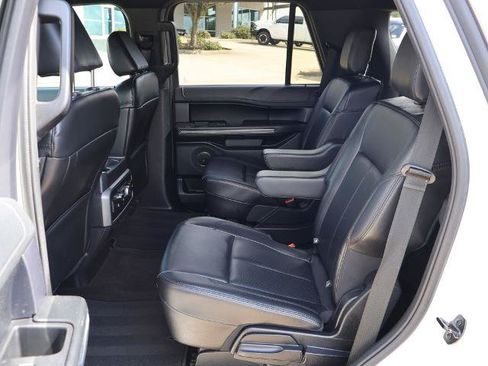 Certified 2021 Ford Expedition XLT RWD image 10