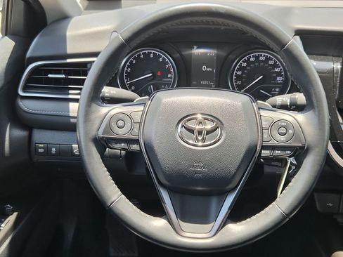 Used 2024 Toyota Camry SE FWD image 15