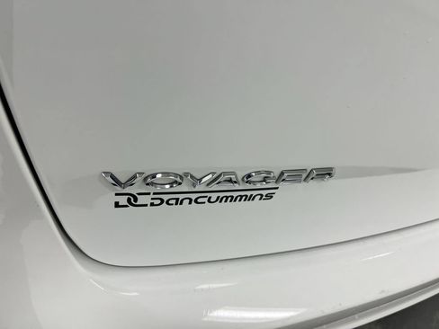 Used 2023 Chrysler Voyager LX FWD image 26