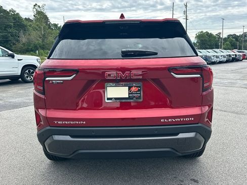 New 2026 GMC Terrain Elevation w/ Technology Package II FWD image 7