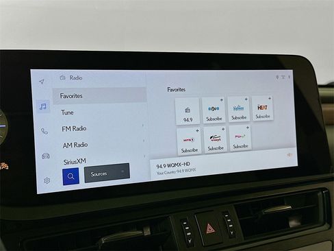 Used 2024 Lexus ES 350 Ultra Luxury image 17