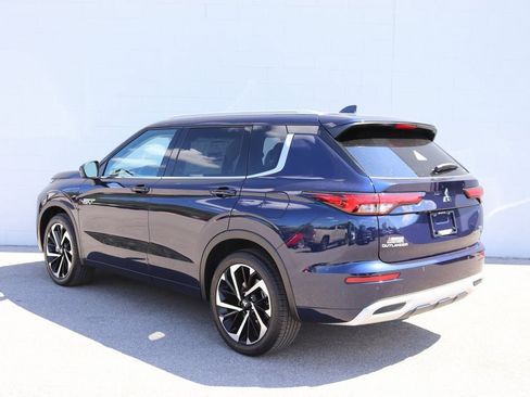 New 2025 Mitsubishi Outlander SEL image 14