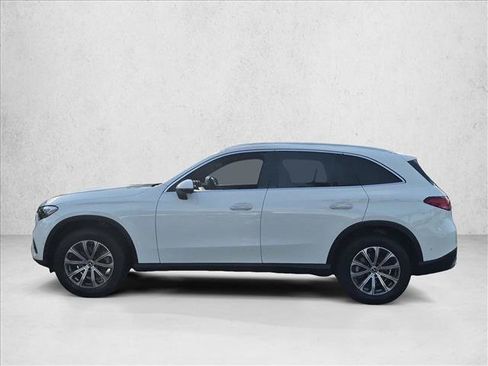 Used 2024 Mercedes-Benz GLC 300 image 9