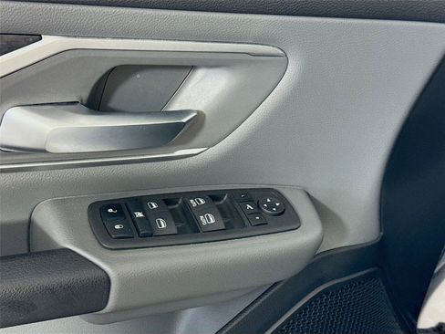 Used 2023 RAM 1500 Big Horn AWD/4WD image 11