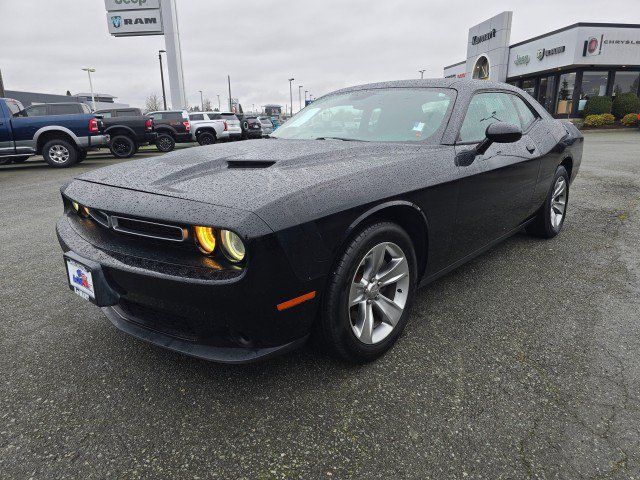 Used 2017 Dodge Challenger SXT w/ Sound Group RWD image 7