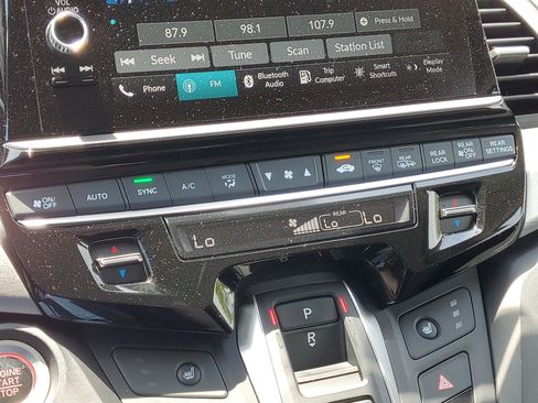 Certified 2025 Honda Odyssey EX-L image 28