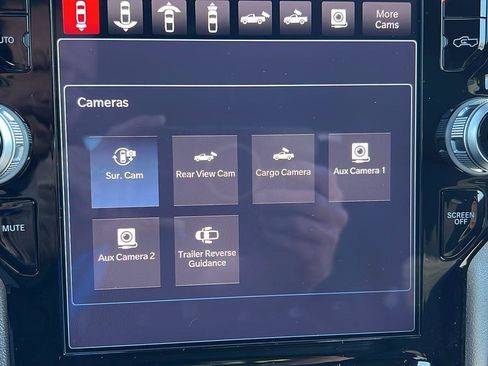 Used 2025 RAM 2500 Big Horn AWD/4WD image 32