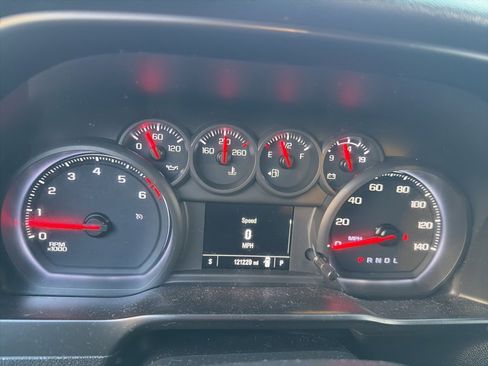 Used 2020 Chevrolet Silverado 1500 Custom w/ Custom Value Package image 6