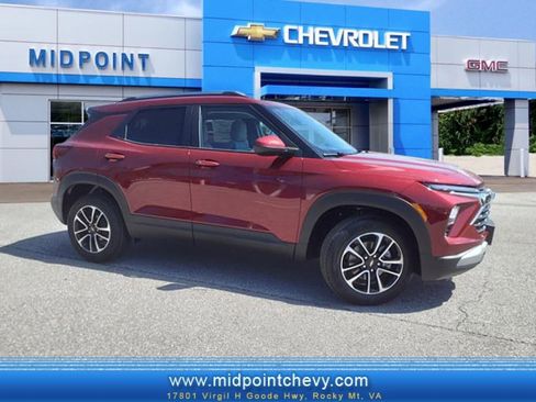 New 2025 Chevrolet TrailBlazer LT w/ Convenience Package image 1