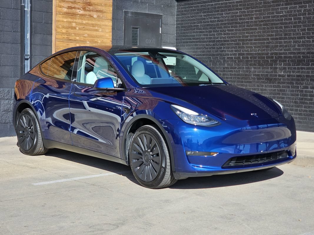 Used 2022 Tesla Model Y Long Range AWD/4WD image 8