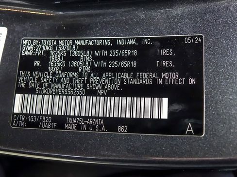 Certified 2024 Toyota Highlander LE image 30