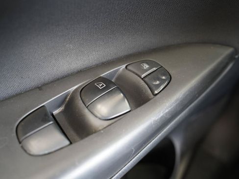 Used 2019 Nissan Sentra S FWD image 11