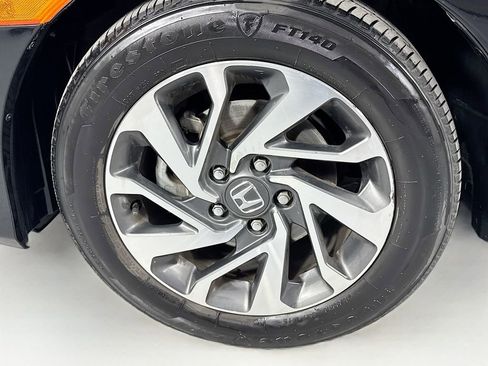 Used 2018 Honda Civic EX image 39