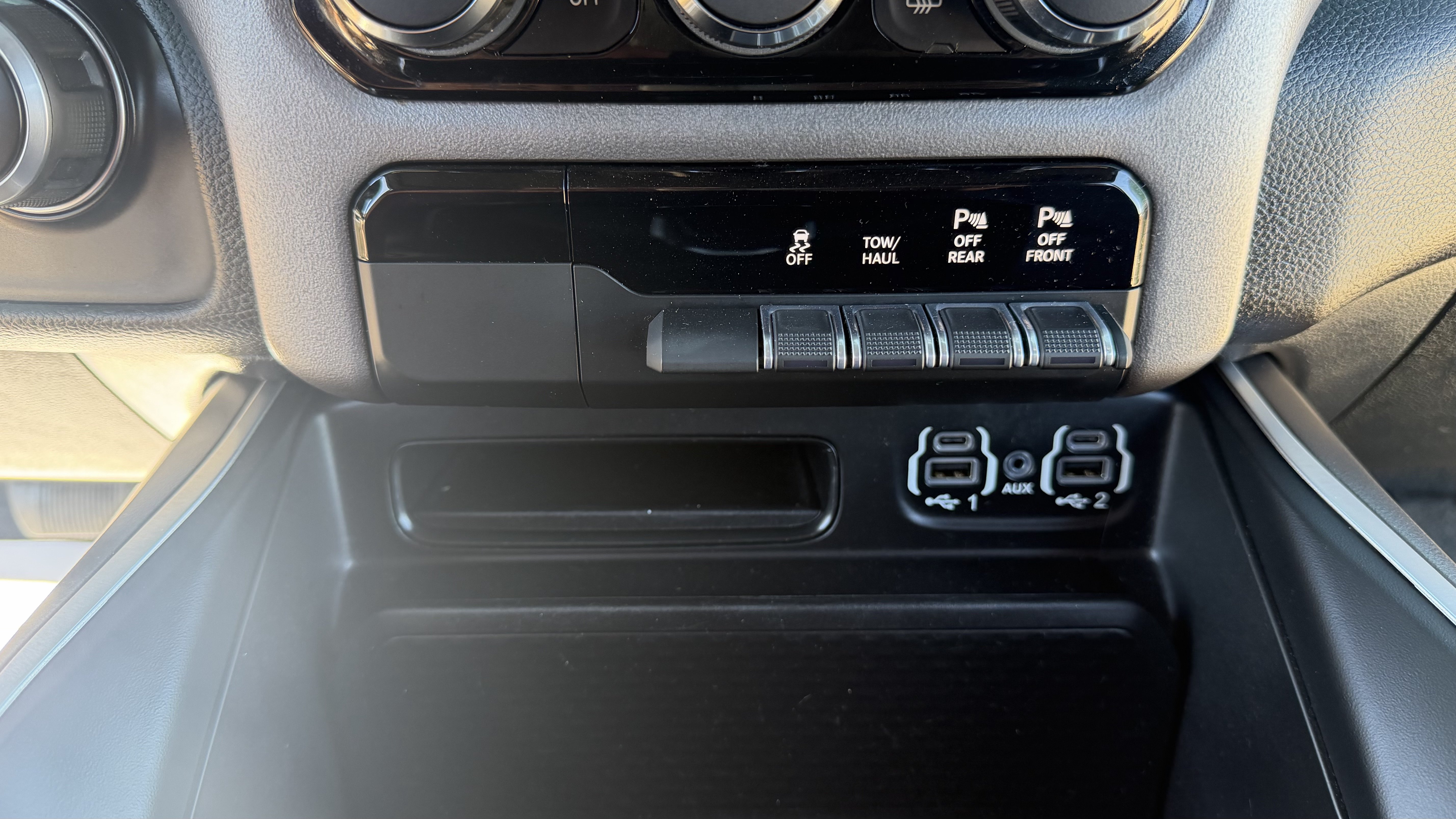 Used 2022 RAM 1500 Big Horn AWD/4WD image 35