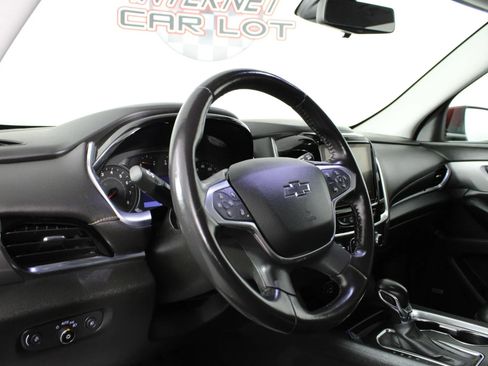 Used 2021 Chevrolet Traverse RS w/ LPO, Floor Liner Package AWD/4WD image 10