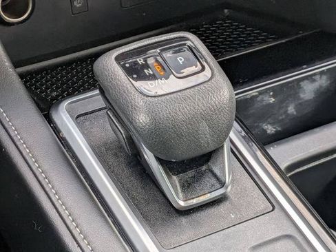 Certified 2025 Nissan Pathfinder SL AWD/4WD image 24
