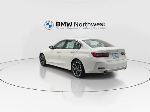 New 2026 BMW 330i xDrive Sedan w/ Convenience Package image 12