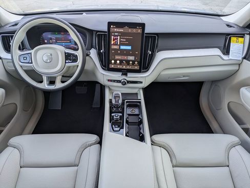 New 2026 Volvo XC60 B5 Ultra w/ Protection Package Premier AWD/4WD image 7