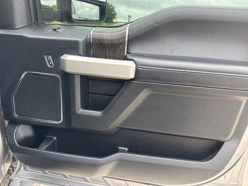 Used 2020 Ford F250 Lariat AWD/4WD image 24