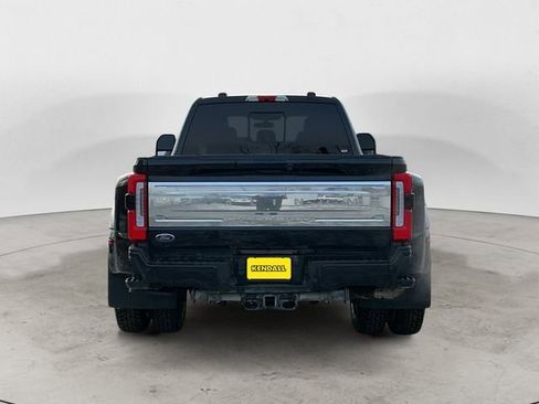 Used 2025 Ford F350 Platinum w/ Platinum Plus Package image 4