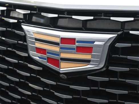 Certified 2023 Cadillac XT6 Premium Luxury w/ Technology Package image 20