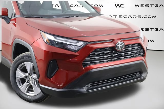 Used 2025 Toyota RAV4 XLE w/ Convenience Package FWD image 49