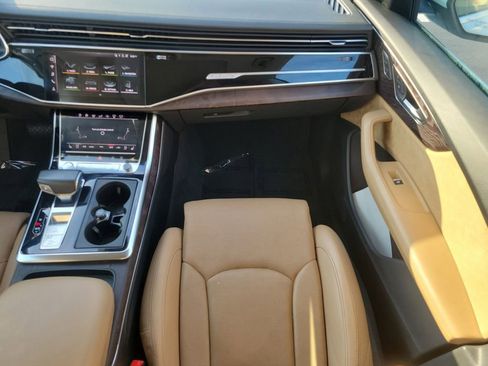Used 2019 Audi Q8 Prestige image 14