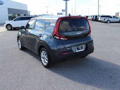 Used 2022 Kia Soul LX w/ Technology Package image 11