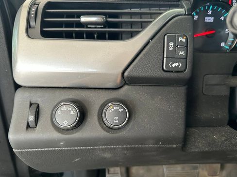 Used 2019 Chevrolet Tahoe LT AWD/4WD image 19