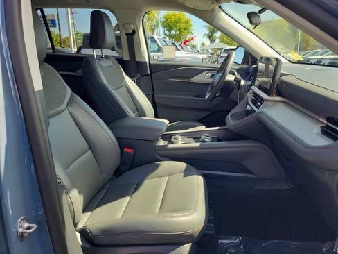 Used 2026 Ford Explorer Active w/ Active Comfort Package RWD image 17