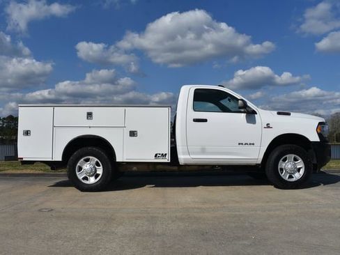 Used 2019 RAM 3500 Tradesman image 3